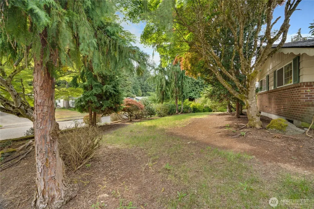 1602 S Winnifred Street Tacoma WA 98465