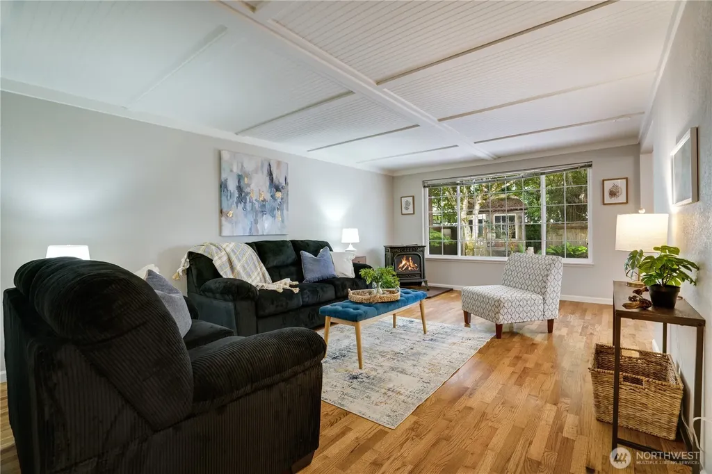 1602 S Winnifred Street Tacoma WA 98465
