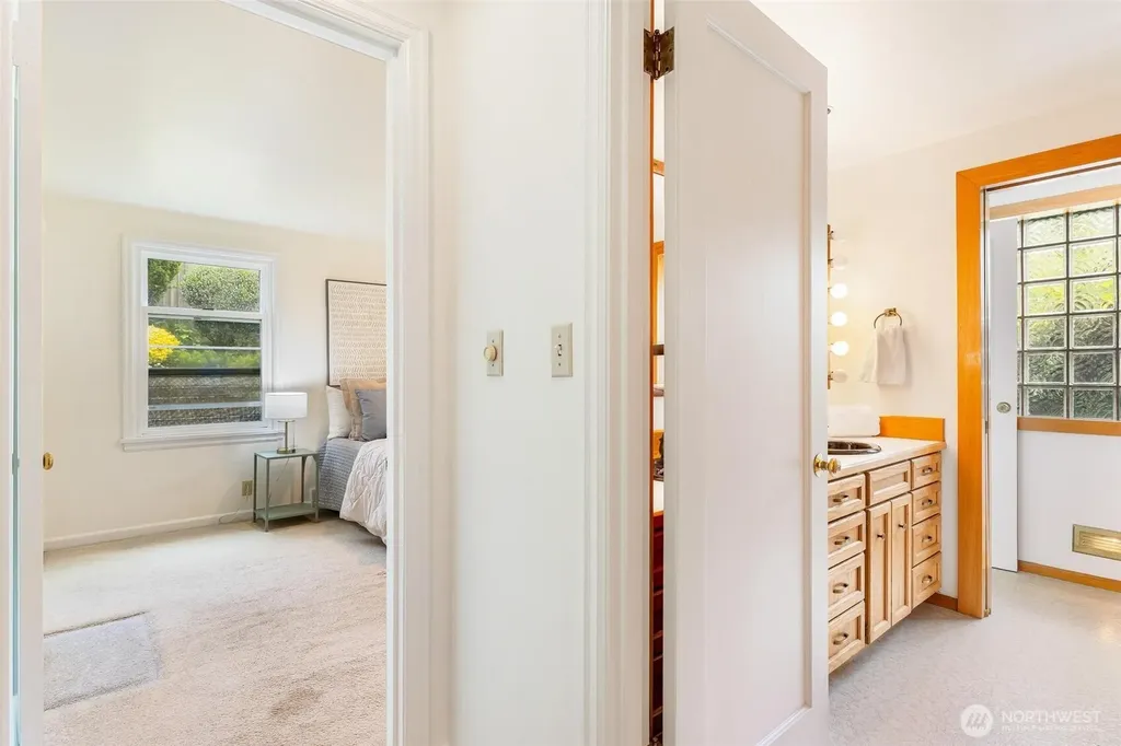 9630 26th Avenue NW Seattle WA 98117