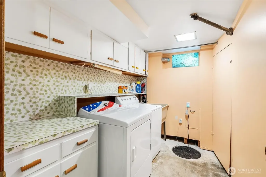 9630 26th Avenue NW Seattle WA 98117