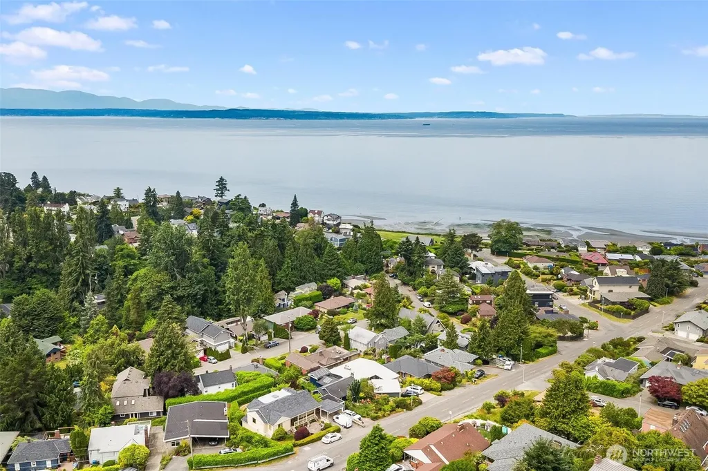 9630 26th Avenue NW Seattle WA 98117