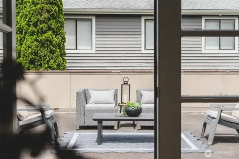 9630 26th Avenue NW Seattle WA 98117