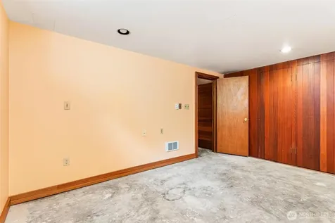 9630 26th Avenue NW Seattle WA 98117