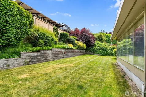 9630 26th Avenue NW Seattle WA 98117