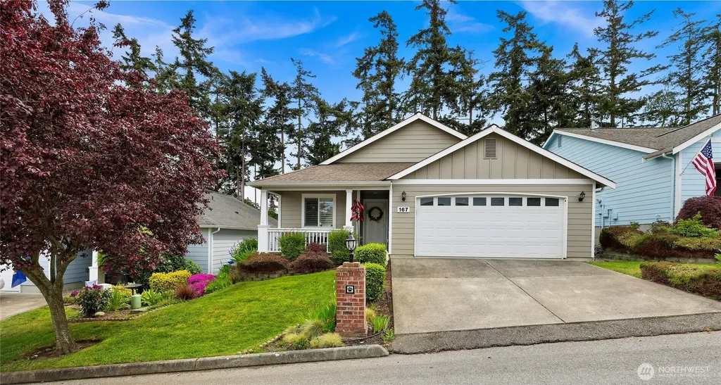 167 NW 12th Court Oak Harbor WA 98277