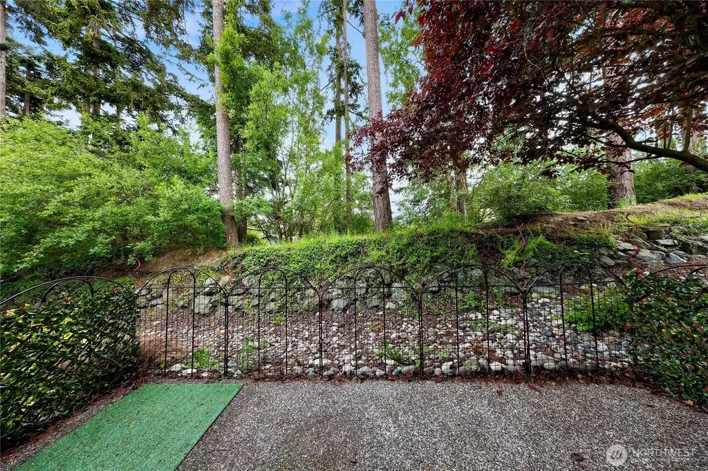 167 NW 12th Court Oak Harbor WA 98277