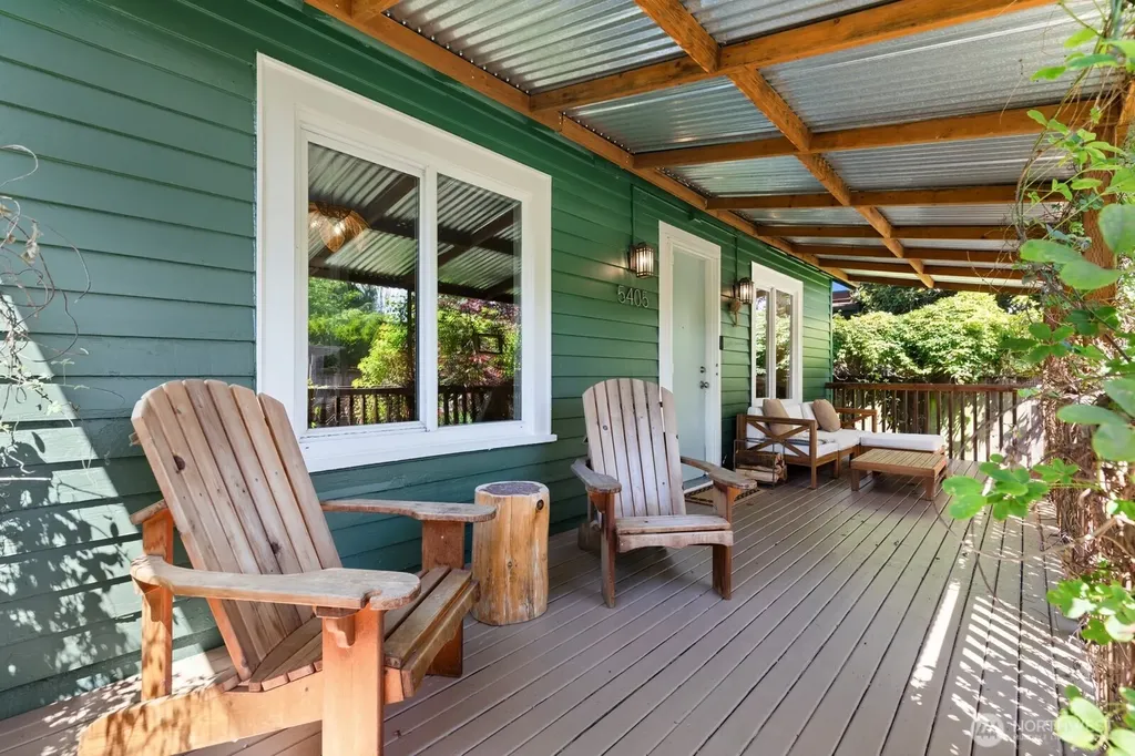 5405 25th Avenue SW Seattle WA 98106
