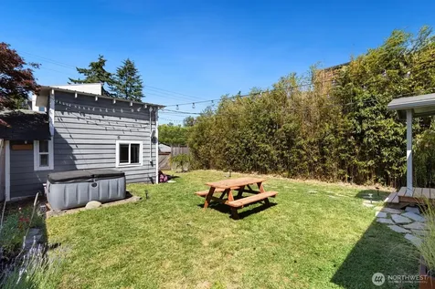 5405 25th Avenue SW Seattle WA 98106