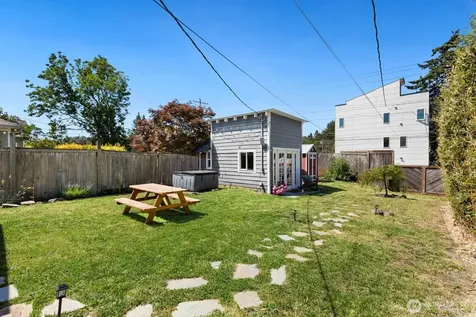 5405 25th Avenue SW Seattle WA 98106