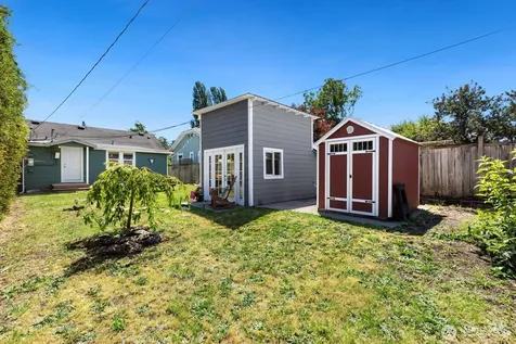 5405 25th Avenue SW Seattle WA 98106