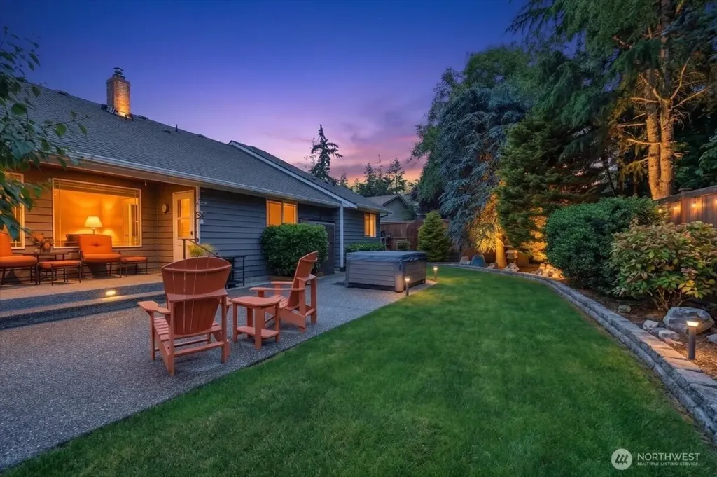 1123 SW Kalama Lp Oak Harbor WA 98277