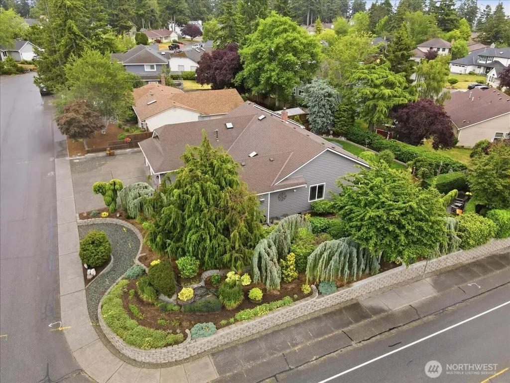 1123 SW Kalama Lp Oak Harbor WA 98277