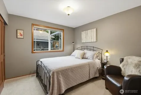 1123 SW Kalama Lp Oak Harbor WA 98277