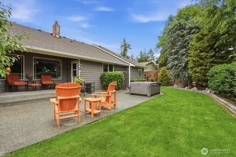 1123 SW Kalama Lp Oak Harbor WA 98277