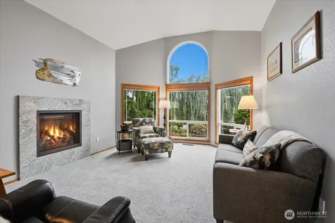 1123 SW Kalama Lp Oak Harbor WA 98277