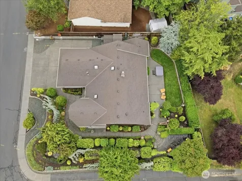 1123 SW Kalama Lp Oak Harbor WA 98277
