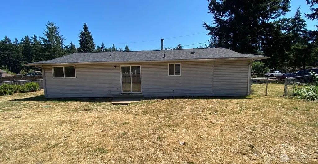 11734 Fry Avenue SW Port Orchard WA 98367
