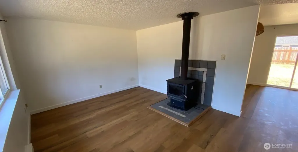 11734 Fry Avenue SW Port Orchard WA 98367