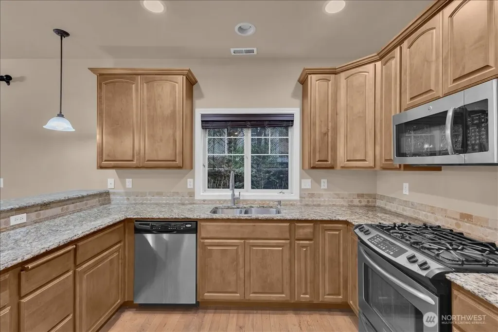 21900 SE 242nd Street Maple Valley WA 98038