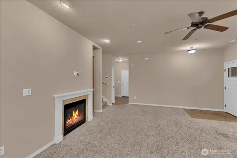 21900 SE 242nd Street Maple Valley WA 98038