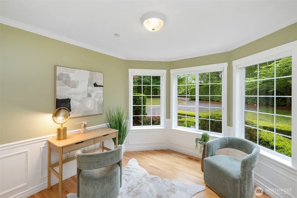 24819 SE 14th Street Sammamish WA 98075
