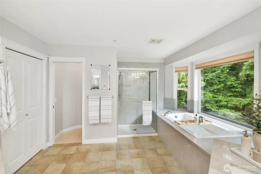 24819 SE 14th Street Sammamish WA 98075