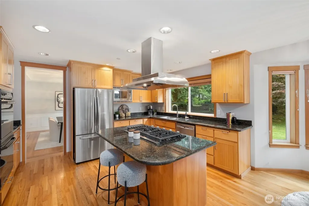 24819 SE 14th Street Sammamish WA 98075