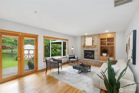 24819 SE 14th Street Sammamish WA 98075