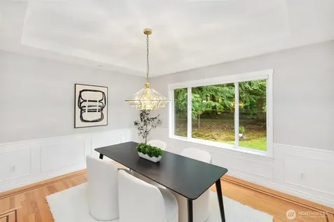 24819 SE 14th Street Sammamish WA 98075