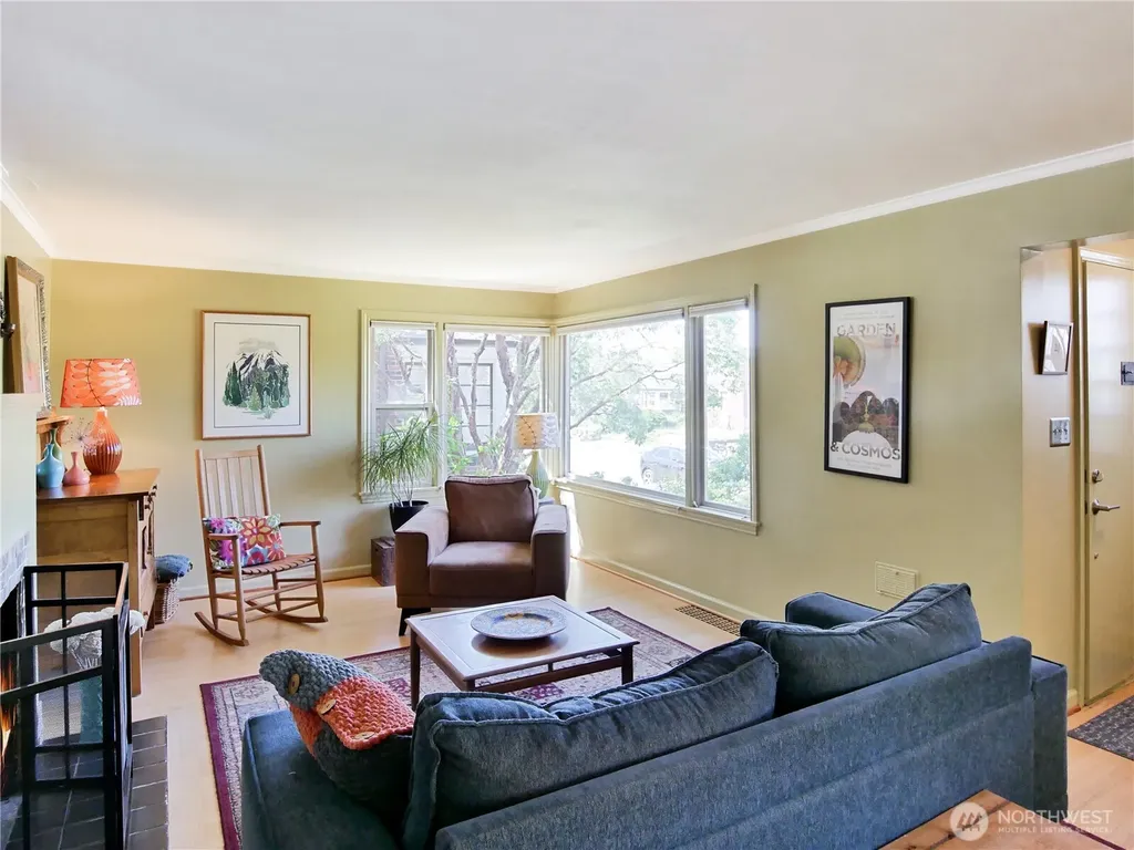 8028 23rd Avenue NW Seattle WA 98117