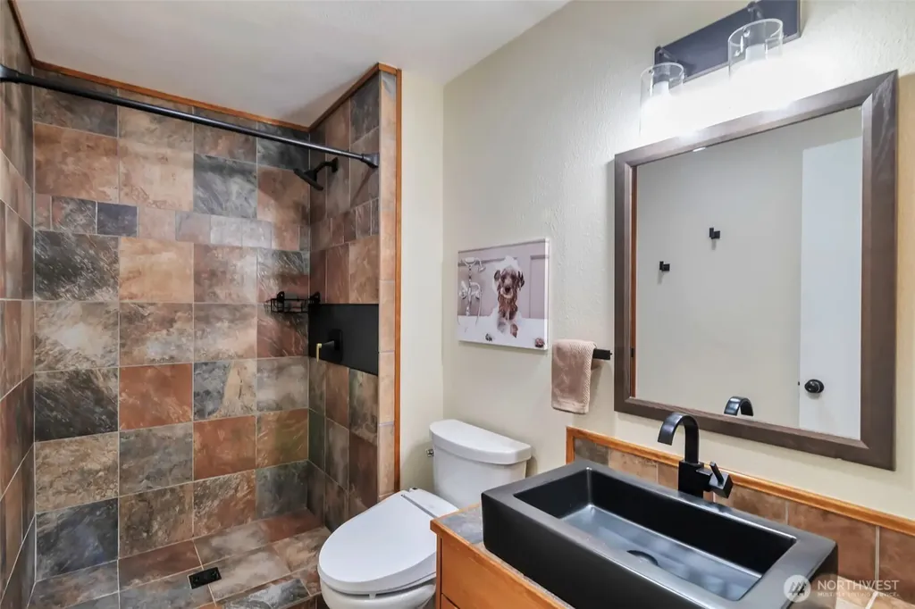 19115 Ballinger Way NE Lake Forest Park WA 98155