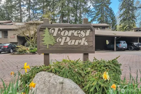 19115 Ballinger Way NE Lake Forest Park WA 98155