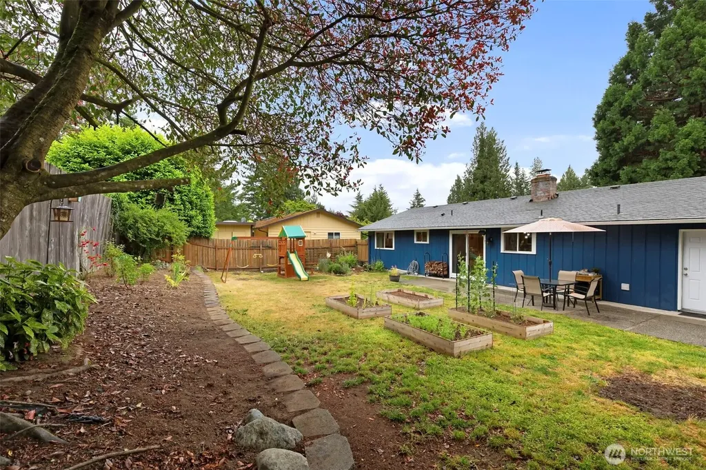 792 NW Firglade Drive Bremerton WA 98311