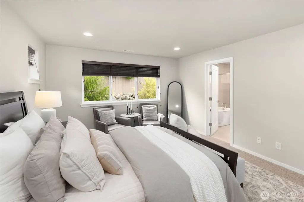 13530 NE 128th Place Kirkland WA 98034