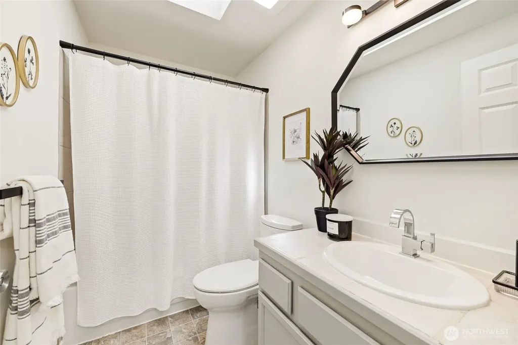 3535 NE 89th Street Seattle WA 98115