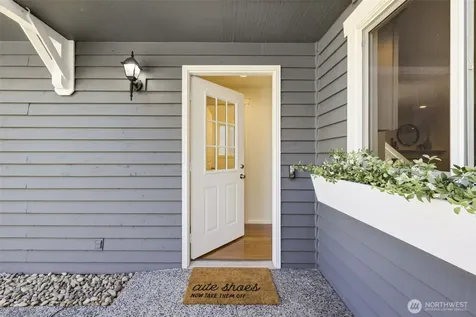 3535 NE 89th Street Seattle WA 98115