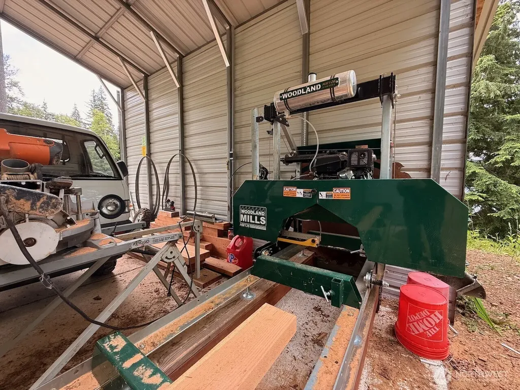 1910 W Cushman Ridge Drive Hoodsport WA 98548