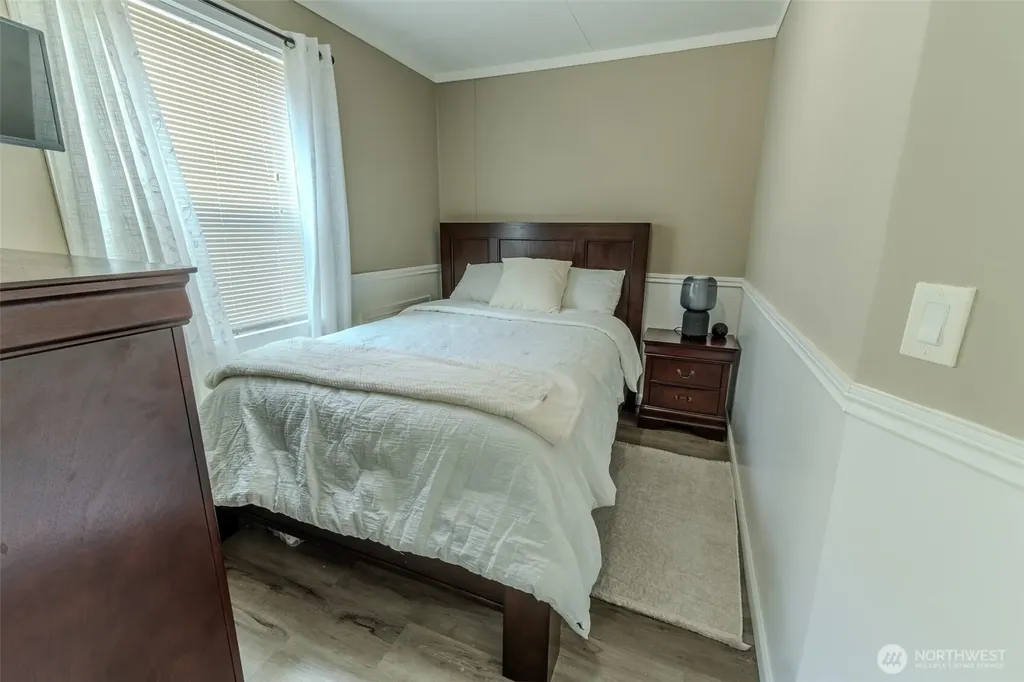 517 E Hazel Avenue Burlington WA 98233