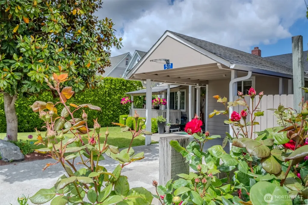517 E Hazel Avenue Burlington WA 98233