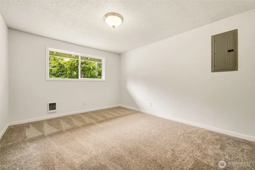 3325 44th Street Court Tacoma WA 98443