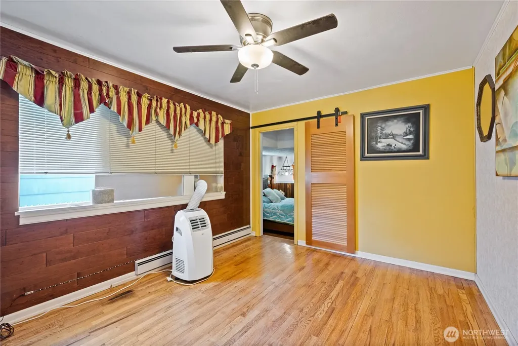 971 19th Avenue Longview WA 98632