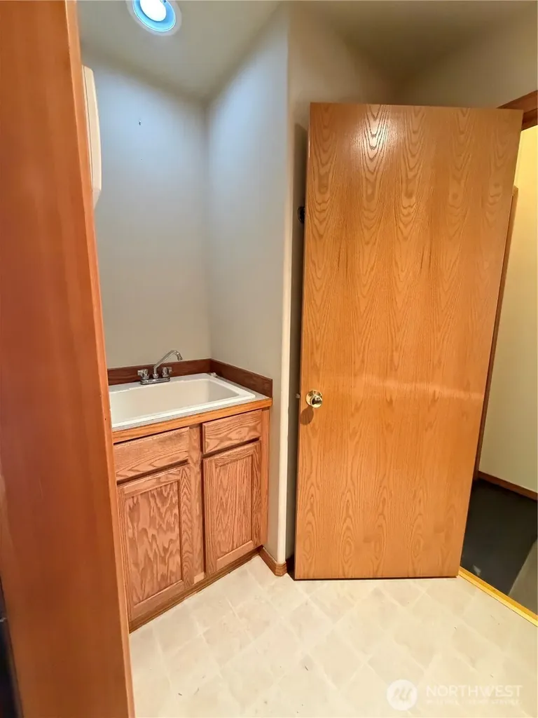 719 Wakina Loop SE Ocean Shores WA 98569