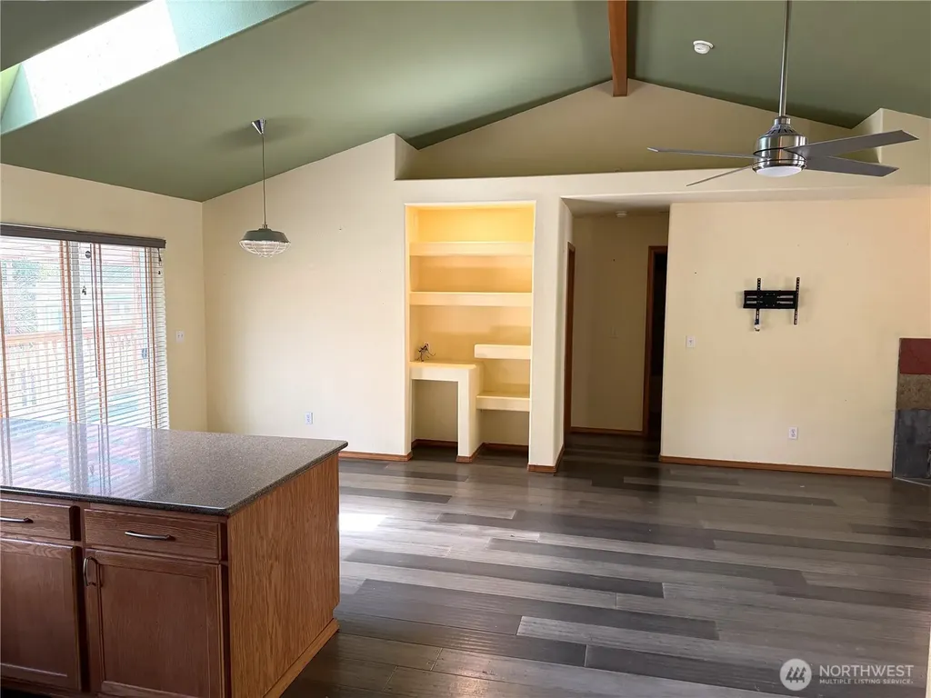 719 Wakina Loop SE Ocean Shores WA 98569
