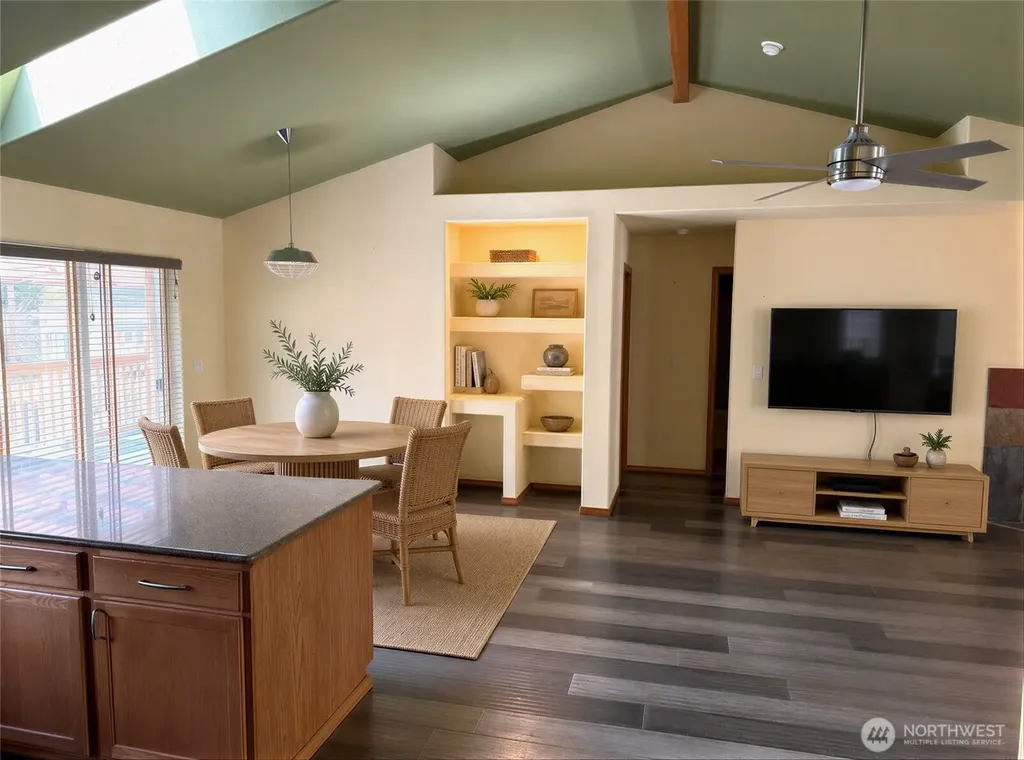 719 Wakina Loop SE Ocean Shores WA 98569