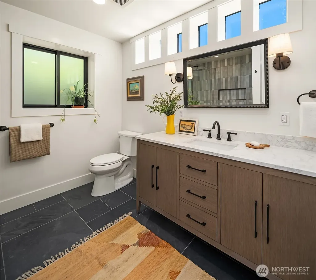 10014 SW 122nd Place Vashon WA 98070