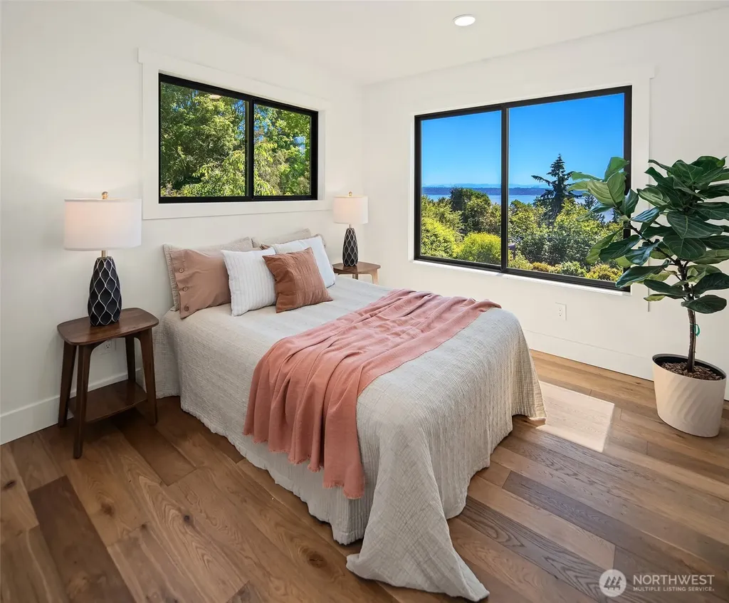 10014 SW 122nd Place Vashon WA 98070