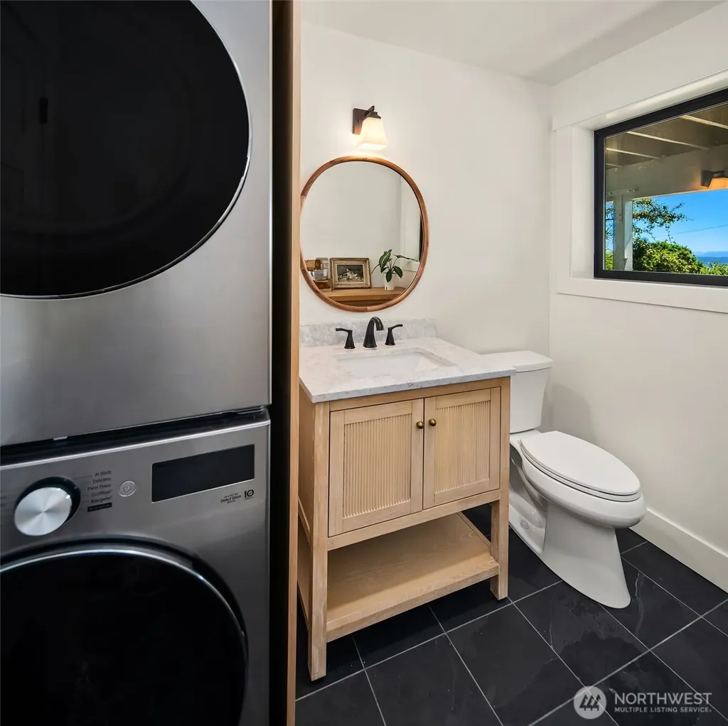10014 SW 122nd Place Vashon WA 98070