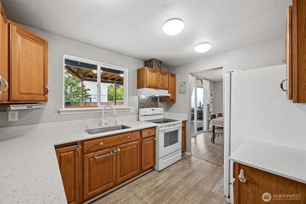 1209 130th Street S Tacoma WA 98444