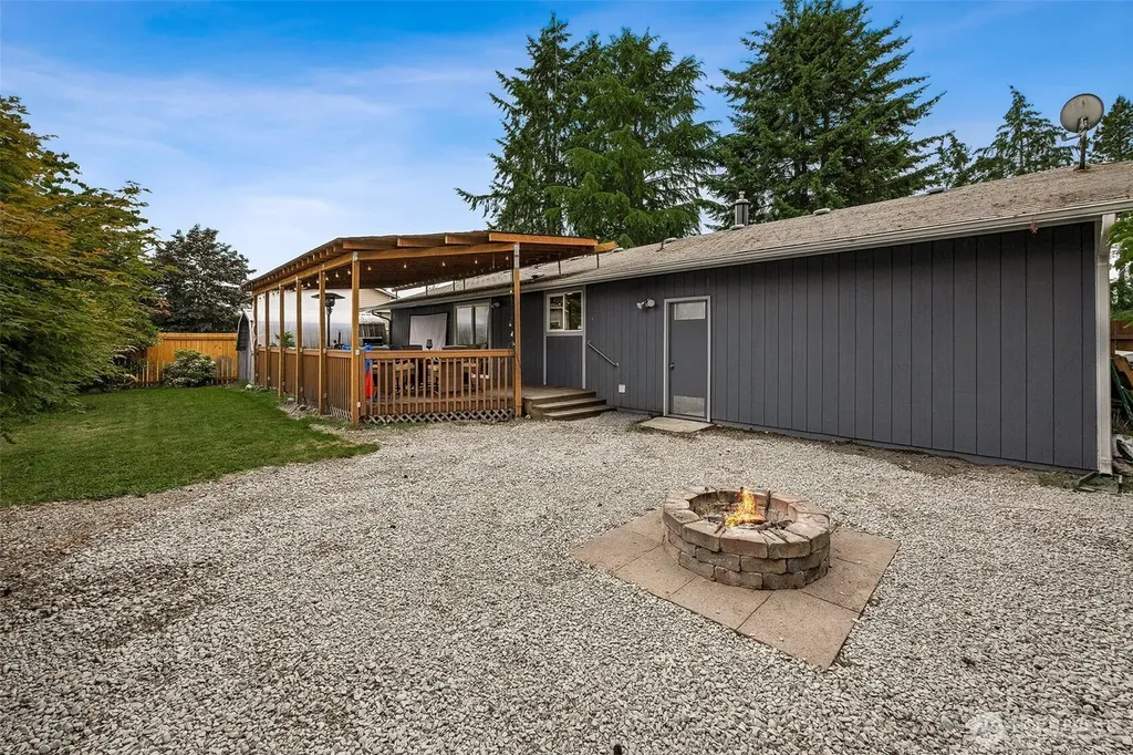1209 130th Street S Tacoma WA 98444