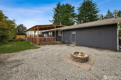 1209 130th Street S Tacoma WA 98444